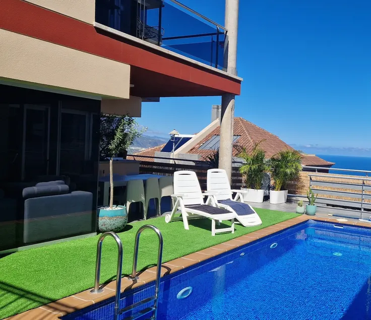 Villa Atlantic Blue - Private Heated Pool and Ocean Views - Image 1