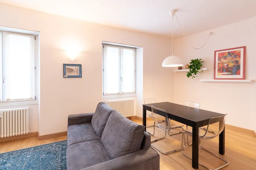Comfort and privacy, in a very central location - Image 1