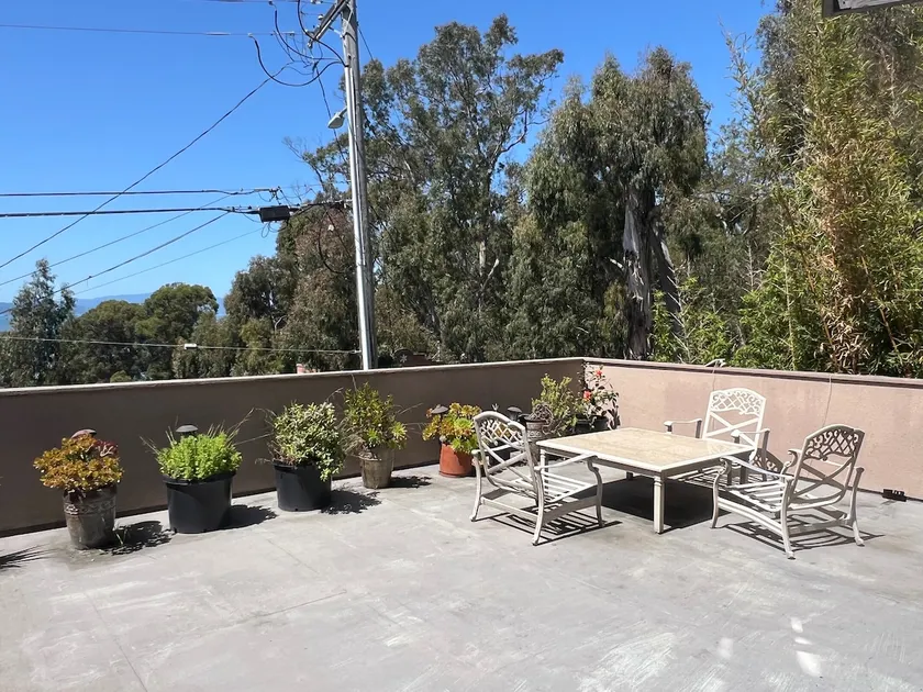 705A - Patio View Unit w/ AC near UCB & Hike Trail - Image 1