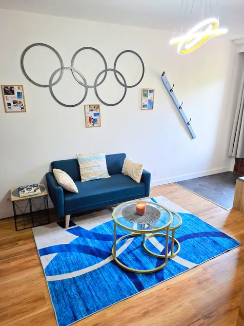 1992 Olympic Games Studio – Mountain View – Balcony - Image 1