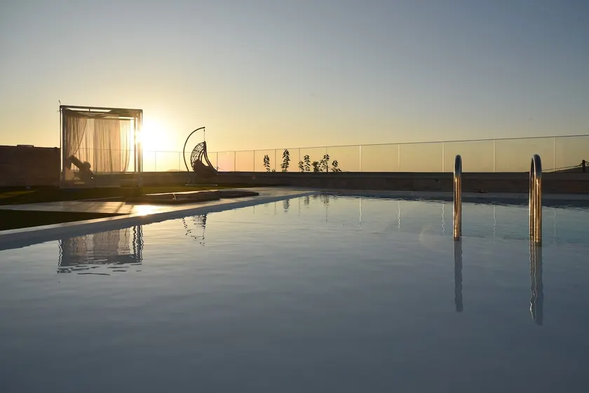 Elira Luxury Villa - With Private Pool - Image 1