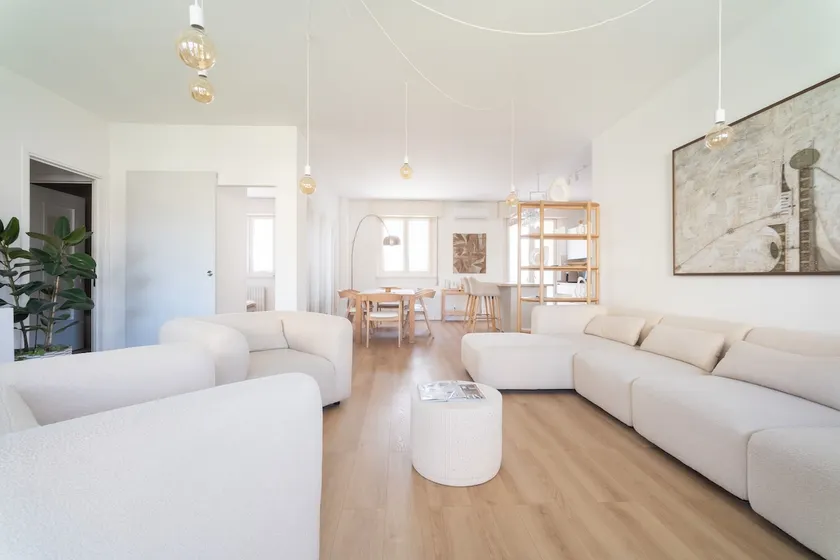 Cloud9 Large Terrace - Meliora Apartments - Image 1