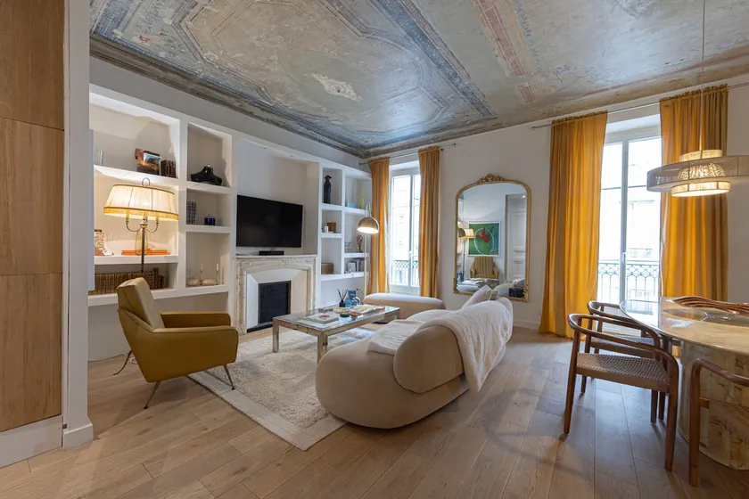 Arty & refined stay in the world of Camellia - Image 1
