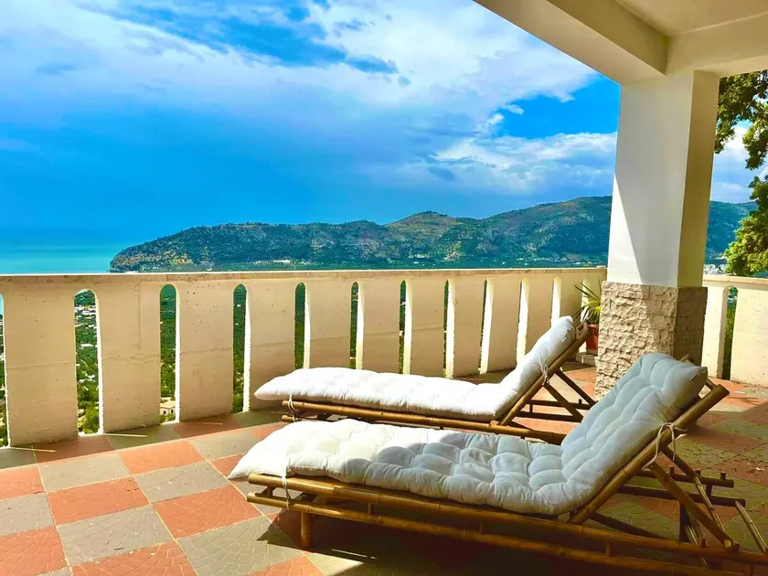 Villa Monte Sacro by Casa Manfredi - Image 1