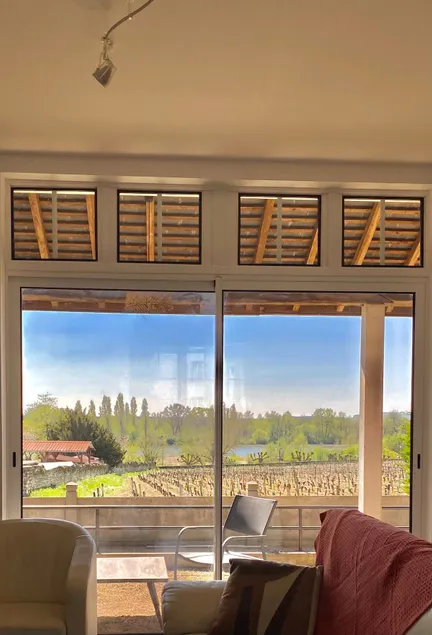 Vacances à Pouilly / Loire vue sur la Loire et les vignes classé 2 étoiles - Image 1