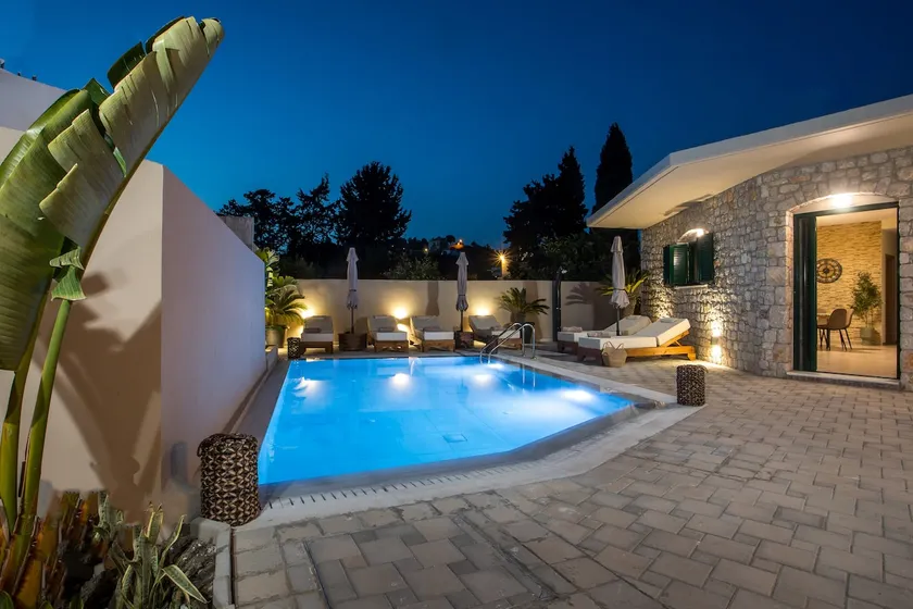 Lythari Summer Villa - Image 1