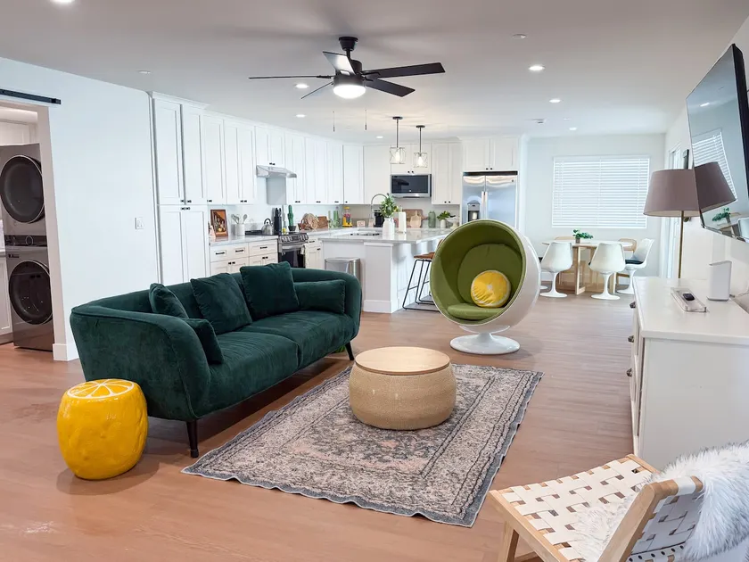 Lime Light La Mesa New 4BR 3BA Group Friendly - Image 1