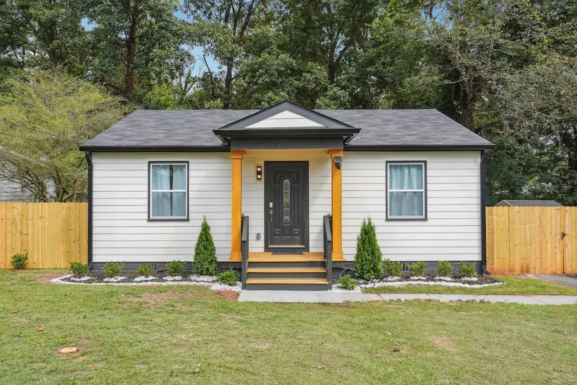 Modern Cozy 2BR Near ATL Airport • FIFA 2026 Ready - Image 1