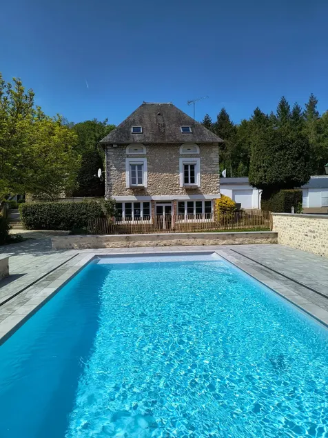 Marine's House - Image 1