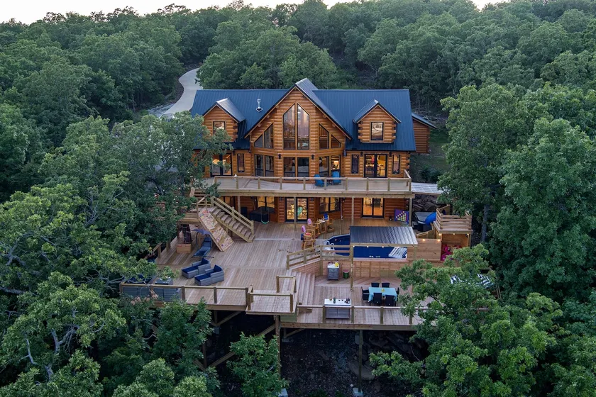 Tulip and Oak Cabin-New Listing! - Image 1