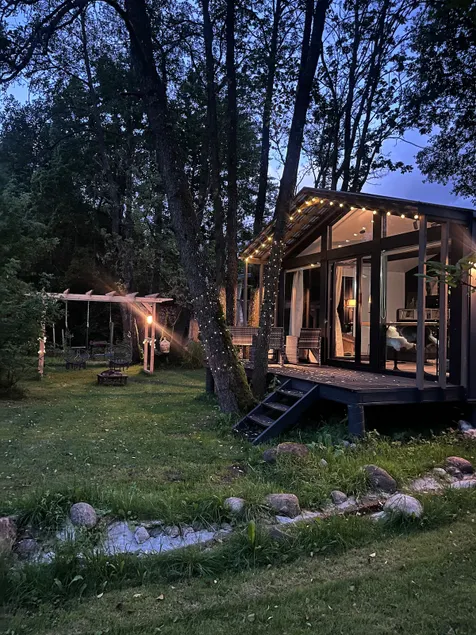 Vilnius river house - Image 1
