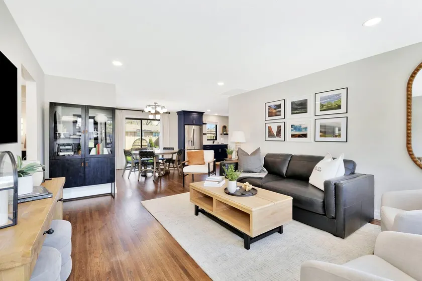 Home with 3 King Beds & Game Room - Image 1