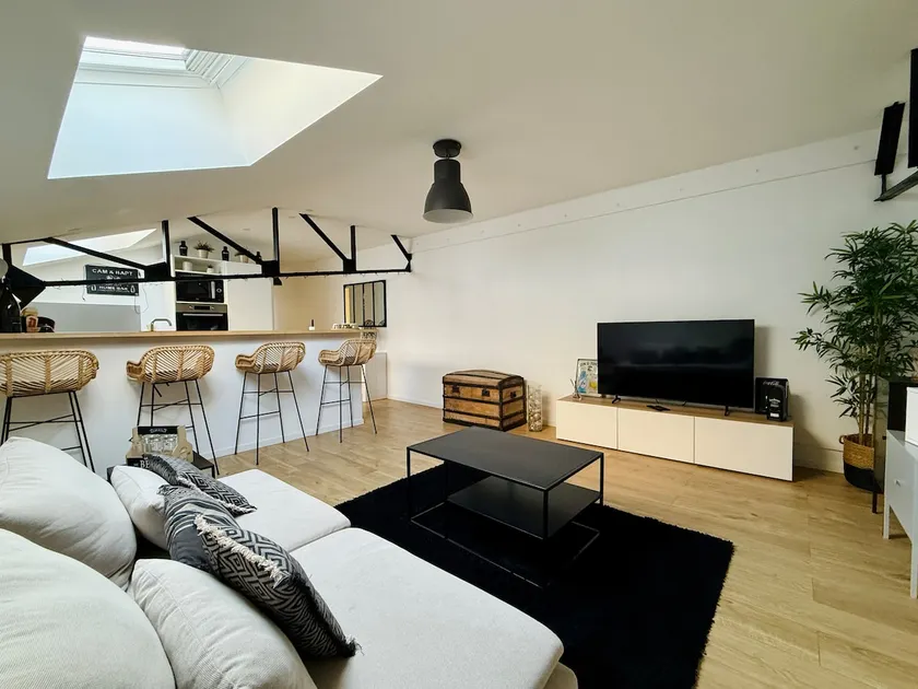 Apartment close to Lille - Image 1