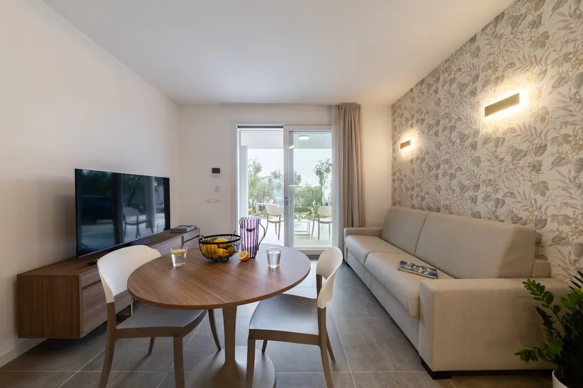 Lumia Living - Standard Apartment, Garden View - Image 1