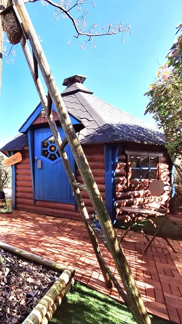 the cabin of my dreams. kota - Image 1