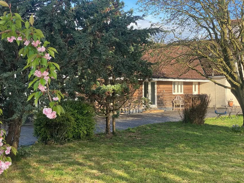 Beautiful Detached Annex. - Image 1
