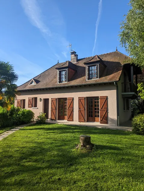 Large house with garden - Meyssac - Image 1