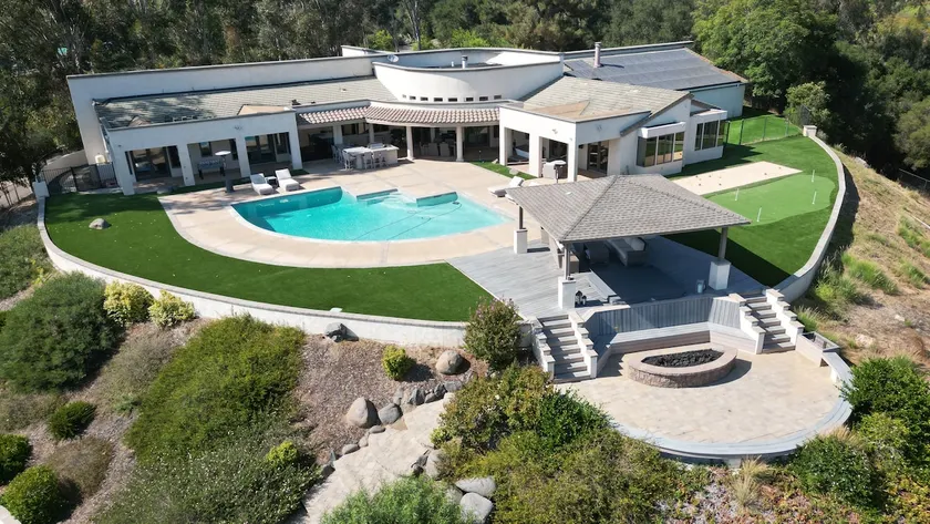 Private Gated 6BR Luxury Estate, Gym, Lake View - Image 1
