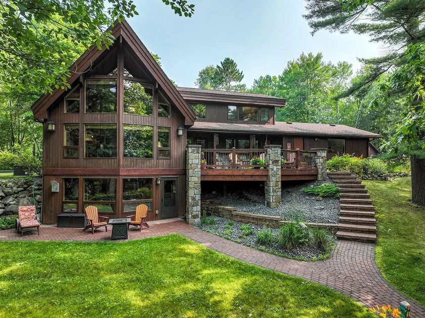 Timber Lodge Retreat on Road Lake - Image 1