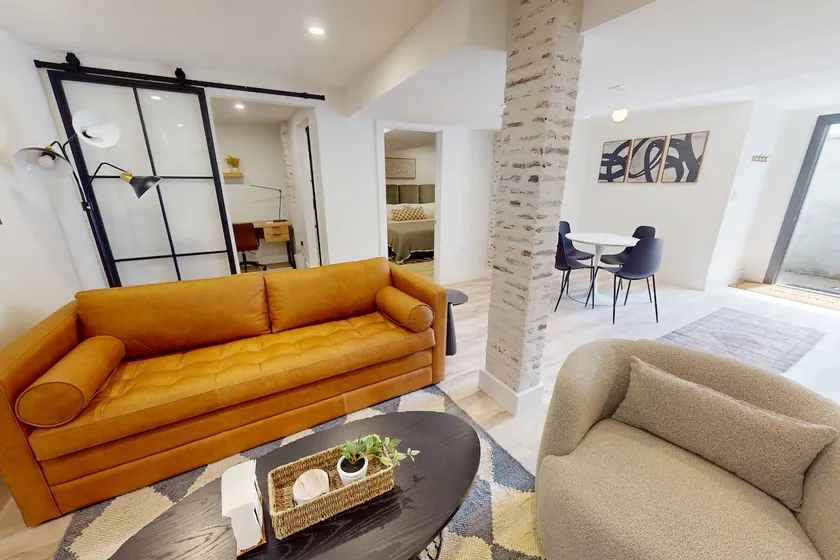 20 min to Boston, Newly Renovated, Near Colleges - Image 1