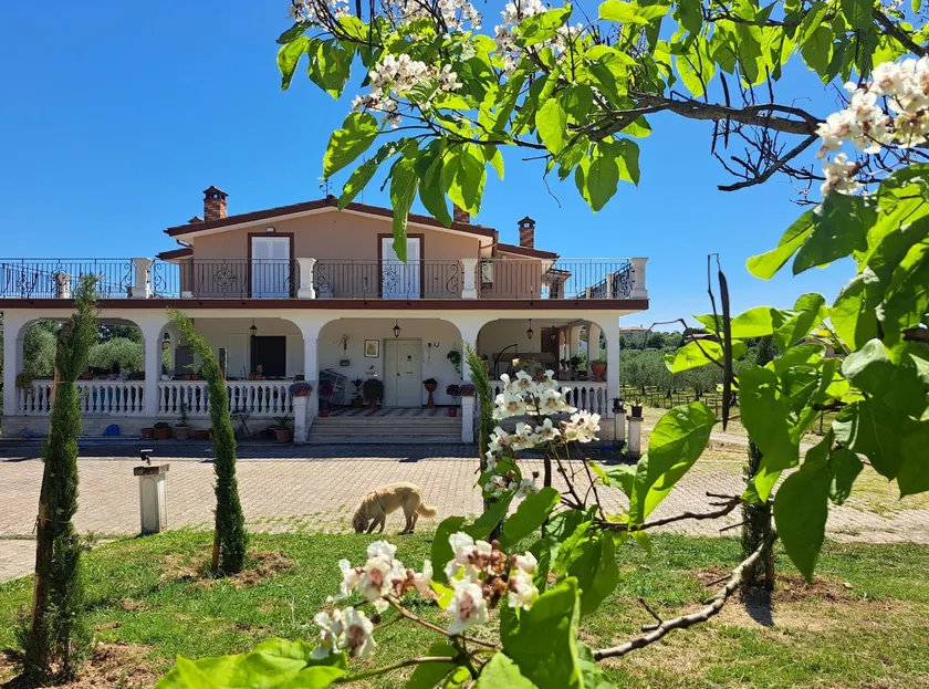 Relaxing house in the countryside, swimming pool, free parking, WiFi, A/C - Image 1
