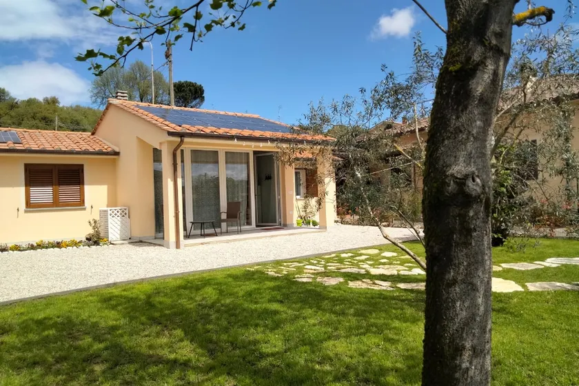House ”Between Tuscany and Umbria” - Image 1