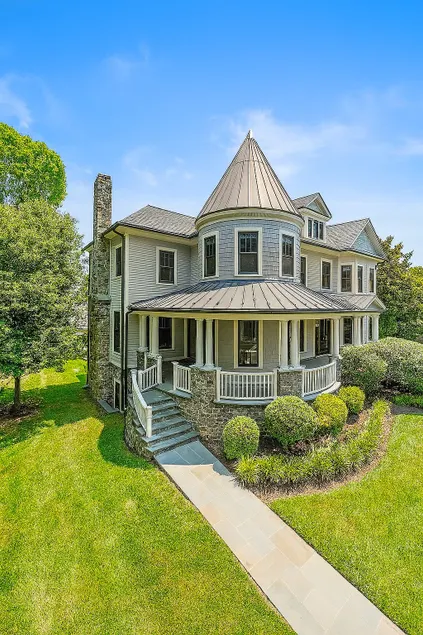 7BR Potomac Estate | Old Town + D.C. | Sleeps 12+ - Image 1
