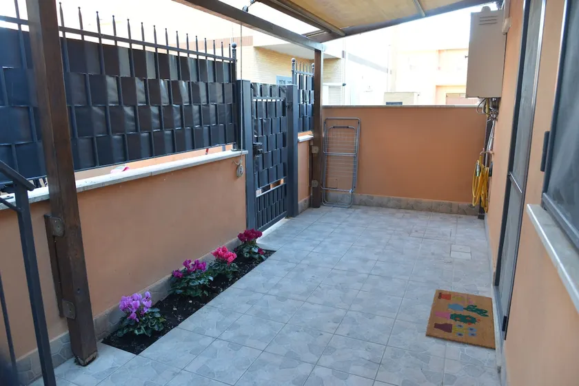Elis Home: 6' FCO Airport, 5' Beach, 30' Rome - Image 1