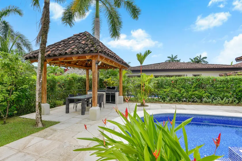 Brisa y Mar | Tropical Villa with Private Pool in Playa Bejuco – 3BR, Walk to Beach - Image 1