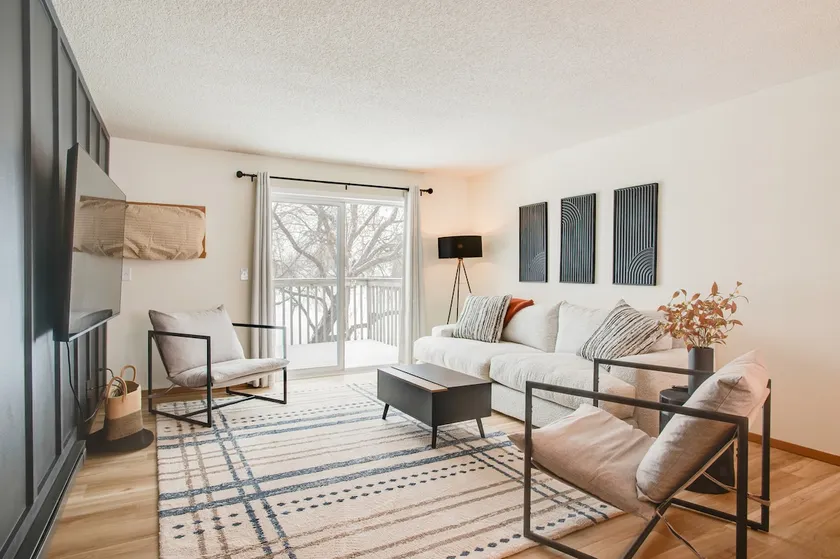 Stylish Fargo Stay l Garage + Easy Access - Image 1