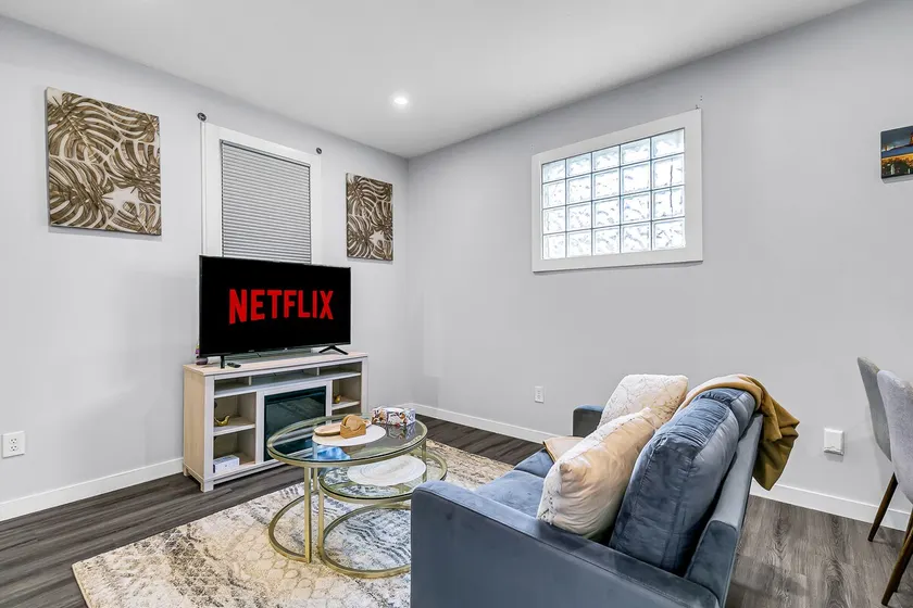 Chic Getaway | 1BR Suite w/ Parking & AC - Image 1