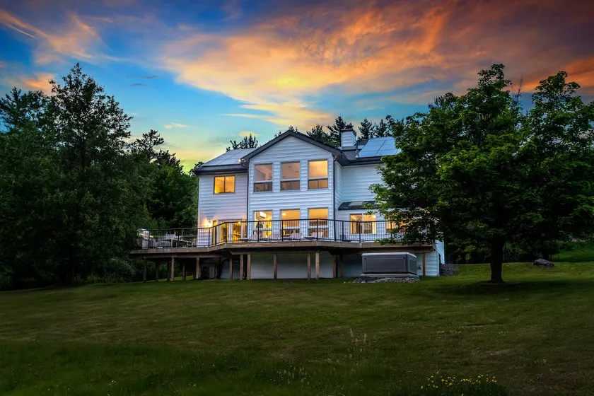 Lux Catskills Getaway | Hot Tub / Sauna + Sunsets - Image 1