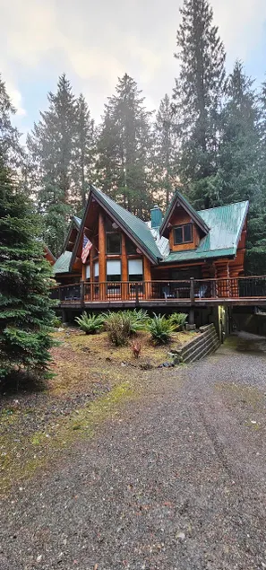 Baker Bliss Chalet-Game Room, Hot Tub, EV Charger - Image 1