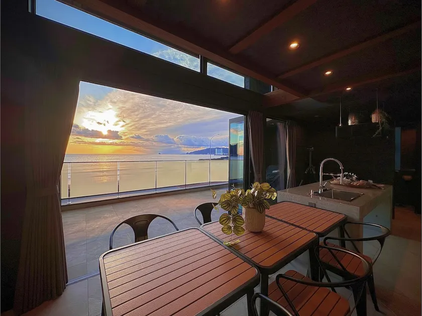 Stunning ocean views! Luxury private villa with spacious terrace for barbecue and hot springs - Image 1