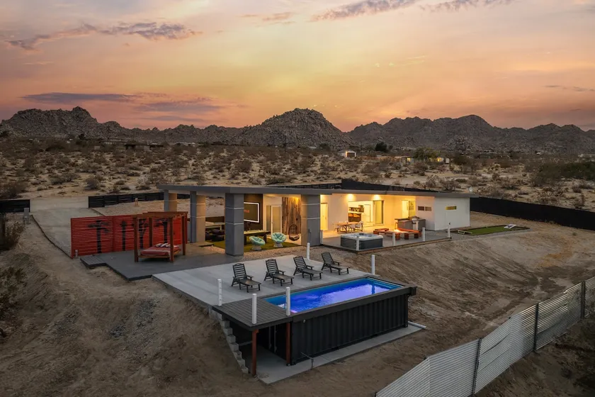 Eternal Sun | free heated pool, spa, outdoor movie - Image 1
