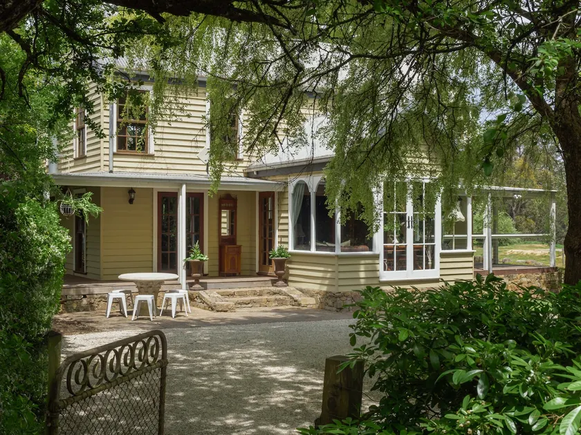 The Cosmopolitan Cottage - Image 1