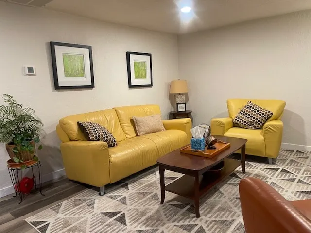 Newly Remodeled Furnished House - Image 1