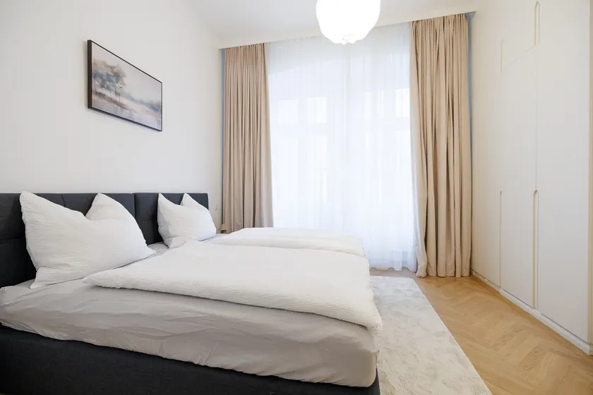 Stylish 1BR 1Bath Vienna Downtown Unbeatable Location - Image 1