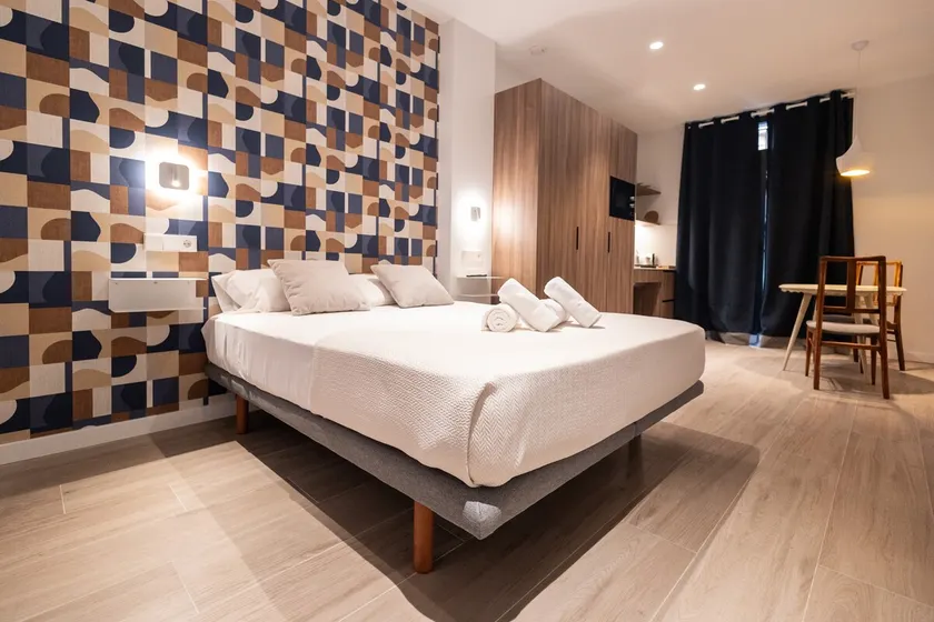 Yard Patraix by Concept Flats - Image 1