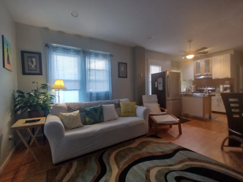 Family Friendly In-Law Suite with Laundry - Image 1