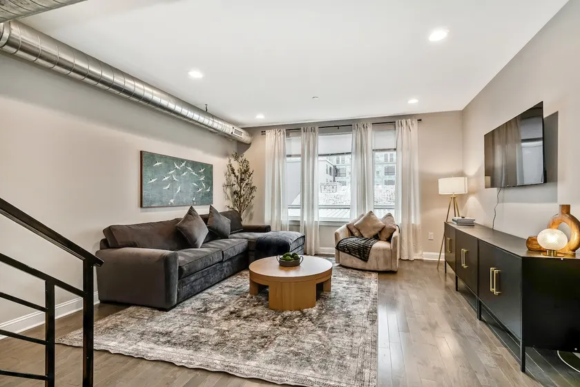 Modern Fishtown 2BR/2.5BR w/Parking and Roofdeck! - Image 1