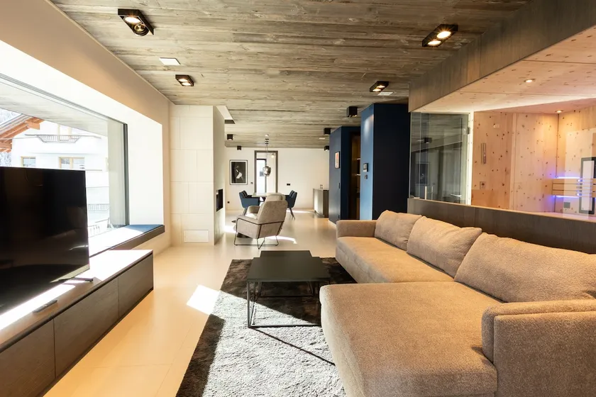 Deluxe chalet with private sauna Top1 - Image 1