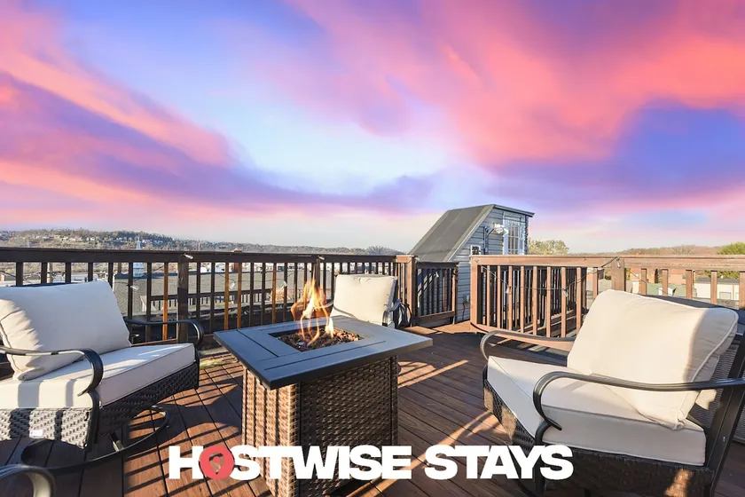 Rooftop Fire Pit & City Views Near Lawrenceville - Image 1