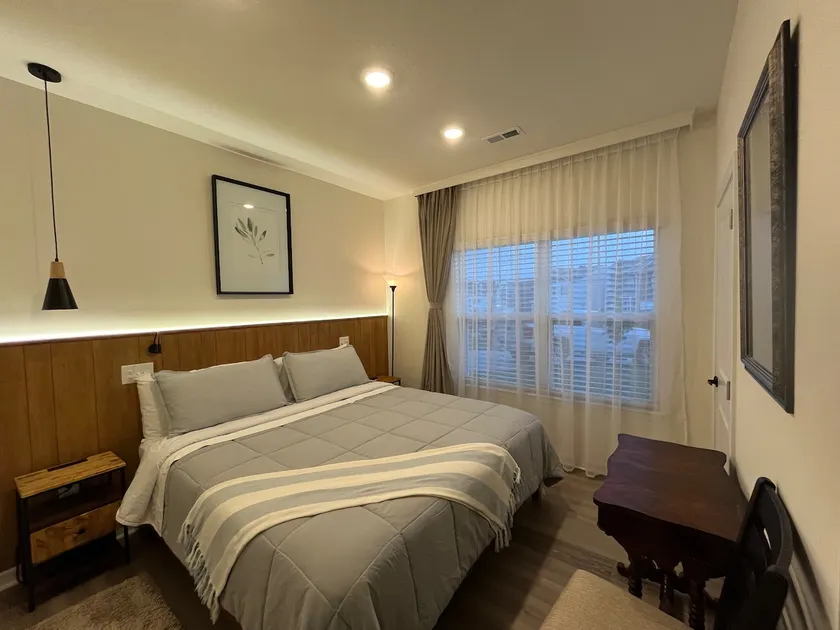 Private Guest Suite Attached to Home - Image 1