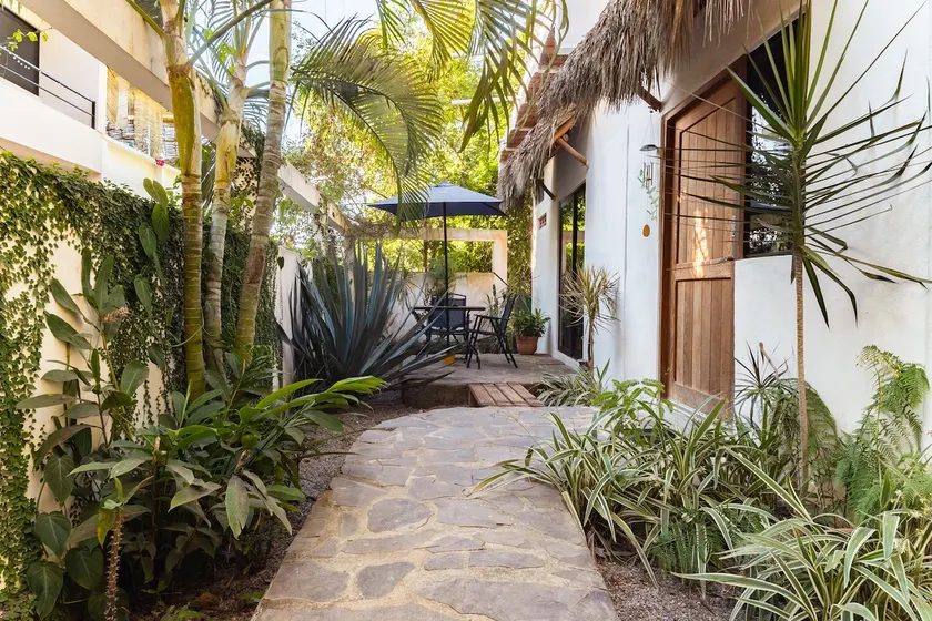 Casitas Estrella | Pet-Friendly Garden Casita w/AC - Image 1