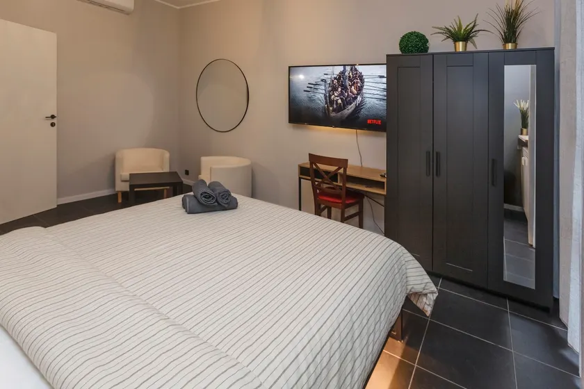 2 Bedrooms apartment Bergamo City Centre - Image 1