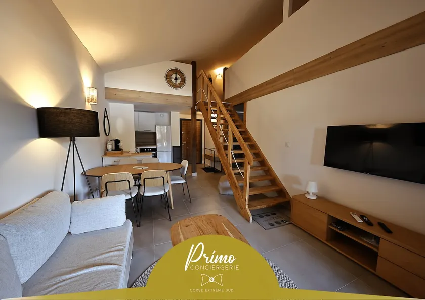 Perla di Mare - 2-bedroom apartment with pool and beach access - Image 1