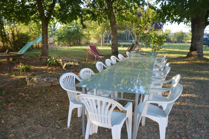GITE 8-15 Pers Book your weekend & holiday in the sun in the WHITE QUERCY - Image 1