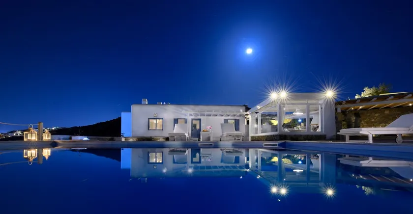 IThea Villa Mykonos - Image 1