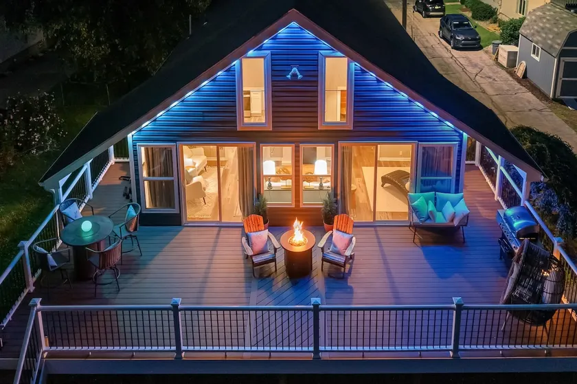 Riverfront Gem. Near RMU, Fire Pit, BIG Yard - Image 1